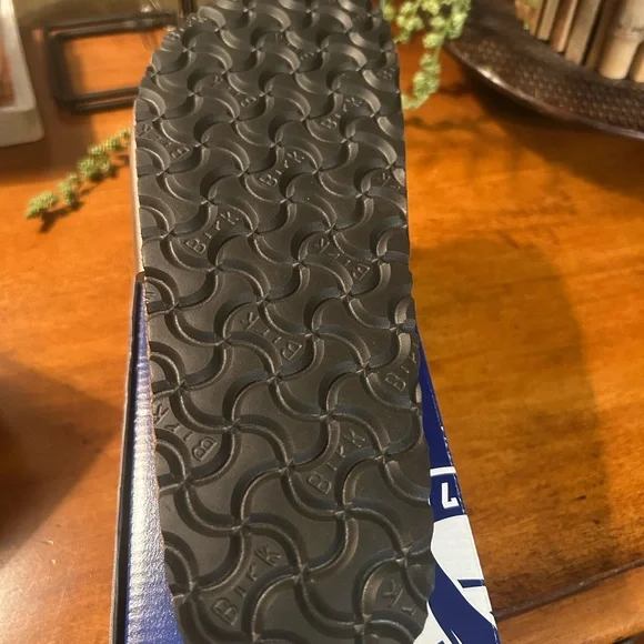 NIB Birkenstock Madrid Sandal – Copper/Rose Gold with Rose Gold buckle – Size 41 - Picture 4 of 4